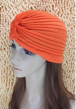 Load image into Gallery viewer, 1pcs Women India Caps Retro Headband Hijab Muslim Turban All-match Solid Pleated Headwear Vintage Beanies Hat 2016 New Cheap Hot