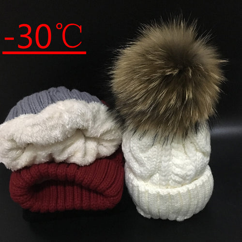 2018 Women's hats Add velvet Fleece Inside Beanies Winter Hats for women 100% Raccoon Fur Pompom Hat Female Twist pattern caps