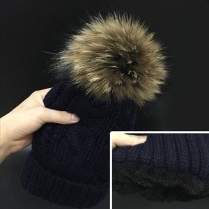2018 Women's hats Add velvet Fleece Inside Beanies Winter Hats for women 100% Raccoon Fur Pompom Hat Female Twist pattern caps